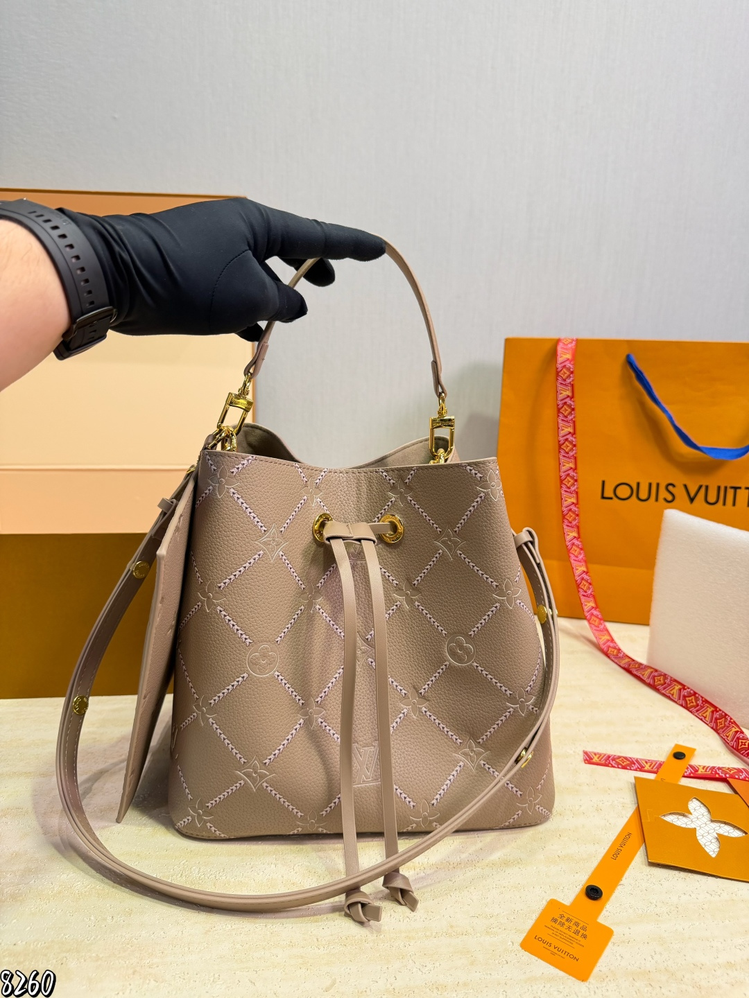 Louis Vuitton LV Noé Bucket Bag Monogram Canvas Adjustable Strap Crossbody Carry